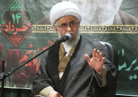 جمهوری اسلامی تنها نظام سیاسی دینی مقتدر جهان است / وحدت مردم رمز شکست ناپذیری انقلاب اسلامی