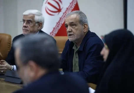 عبور از چالش ها بدون همراهی همه اقشار جامعه ممکن نیست