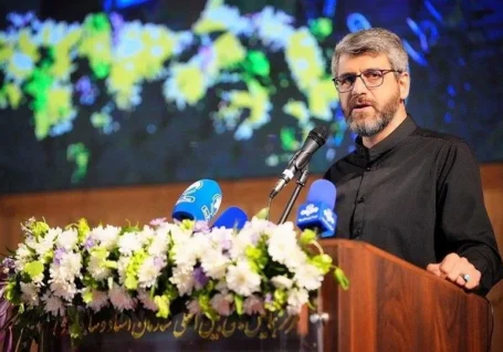 بازنگری برنامه های ارتباطی کشور با تکیه بر درس آموخته های جنگ