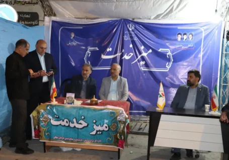 برپایی میز خدمت اداره کل میراث فرهنگی خراسان شمالی در تجمعات شبانه/ گفت و گوی بی واسطه مردم با مسئولان