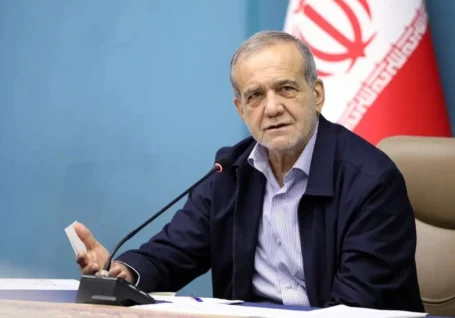 پزشکیان: تمام حکومت ها و جوامع در هر تصمیمی، باید پایداری زیرساخت های طبیعی را در اولویت قرار دهند