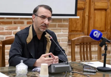 توسعه حمل ونقل عمومی شهر تبریز باید مورد توجه قرار گیرد