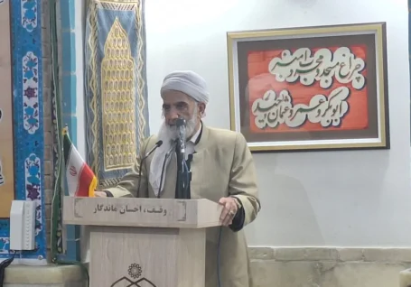 امام خمینی(ره) شخصیتی دلسوز و غمخوار ملت بود/ لزوم تلاش مسئولان برای رفع مشکلات مردم