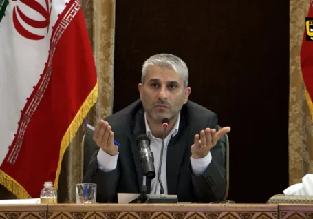 بیات: کارآمدی منوط به پیروی از رویکرد «دولت مردم مدار» است