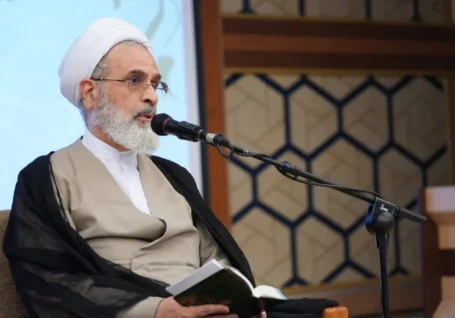 اعرافی: توقف نبرد تمدنی با آمریکا امکان پذیر نیست