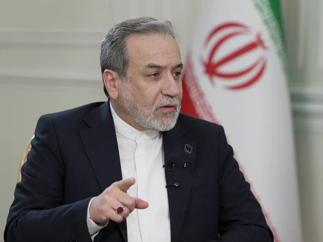 هشدار عراقچی درمورد هرگونه خطای احتمالی دشمن در خلیج فارس