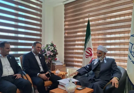 ظرفیت مرز باشماق و معدن طلای قروه برای توسعه بکارگیری شود