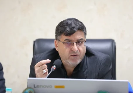 استاندار: کمبود فضاهای آموزشی و ورزشی در چند شهرستان چهارمحال و بختیاری همچنان جدی است