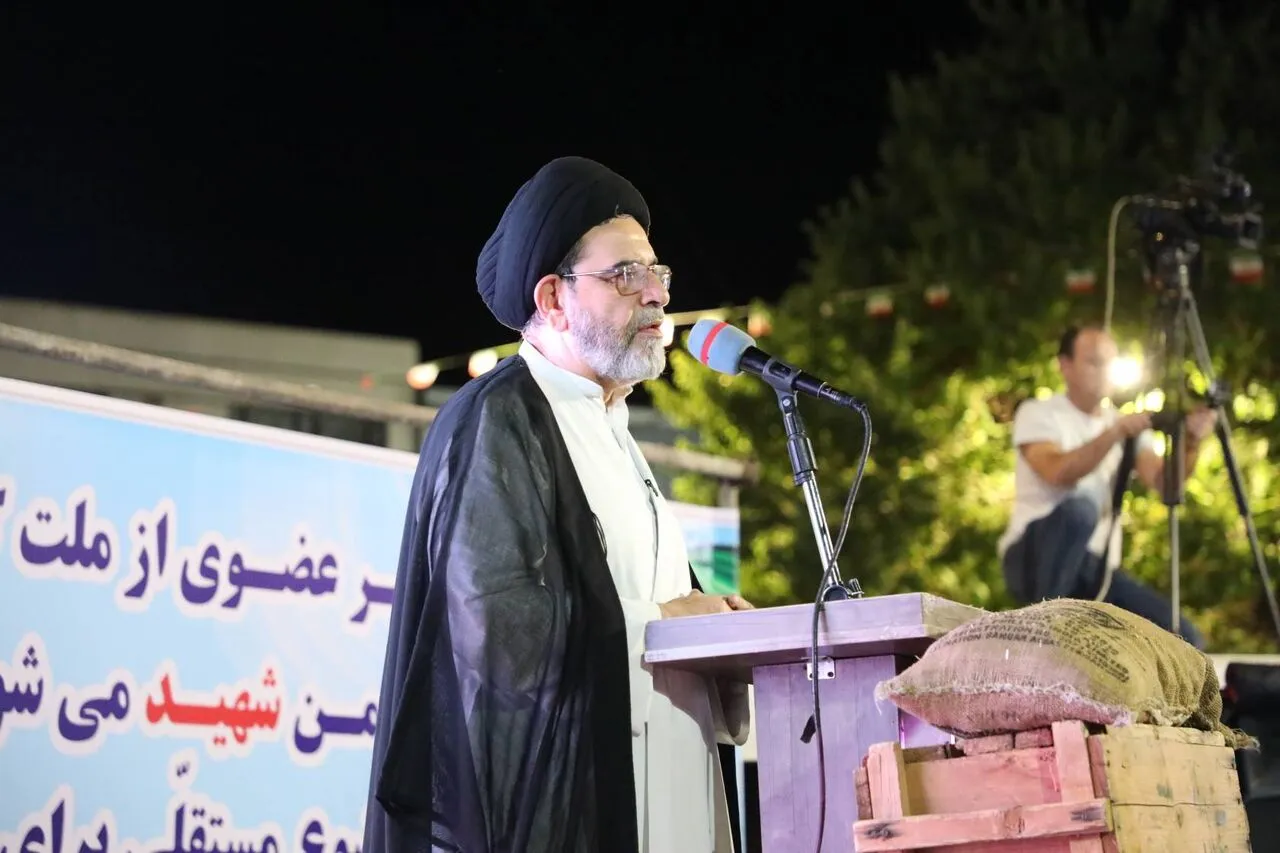 ایستادگی ملت ایران هیمنه پوشالی استکبار را درهم شکست