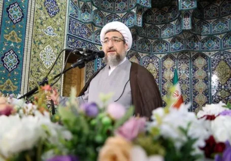 هشدار امام جمعه تبریز به آمریکا درباره وقوع دوباره جنگ/ مطهری اصل: آمریکا باید به مطالبات ایران توجه کند وگرنه&#۸۲۳۰;