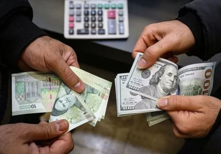 قیمت زمان بازگشایی بازار دلار، یورو و سایر ارزها امروز ۱۳ خرداد ۱۴۰۵/ دلار روی این کانال حساس ایستاد + جدول