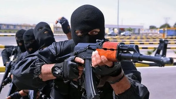 انهدام تیم تروریستی مجهز به سلاح و بمب دست ساز