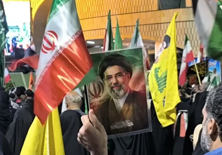 هشتاد و نهمین شب تجمع مردمی شازند در حمایت از ولایت فقیه