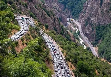 انباشت ۱۴۰ هزار خودرو در مازندران در تعطیلات عید قربان؛ پلیس راه خواست مدیریت زمان سفر شد