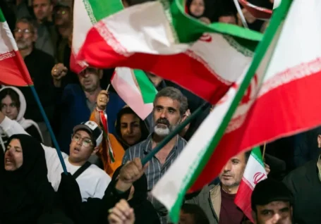 نودمین شب بیعت مردم مهاجران با رهبر انقلاب اسلامی