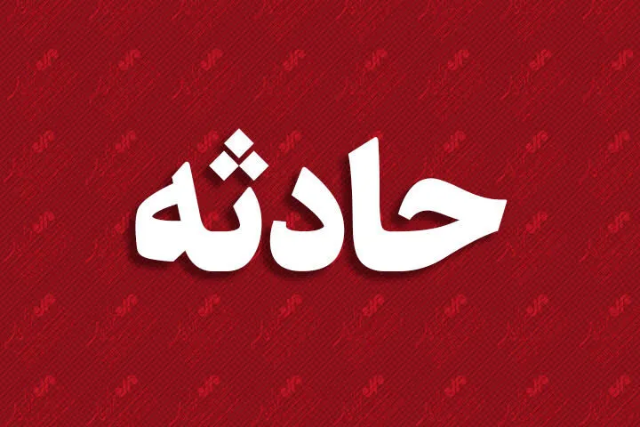 واژگونی وانت بار در آزادراه خرم زال واژگونی وانت بار در آزادراه خرم زال