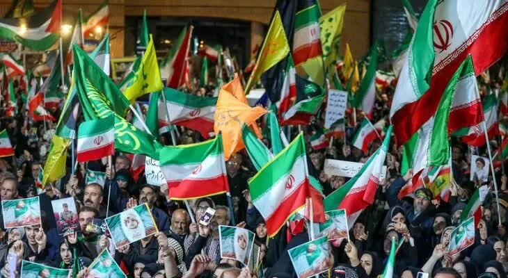 حماسه سازی محلاتی ها در نود و نهمین شب مقاومت