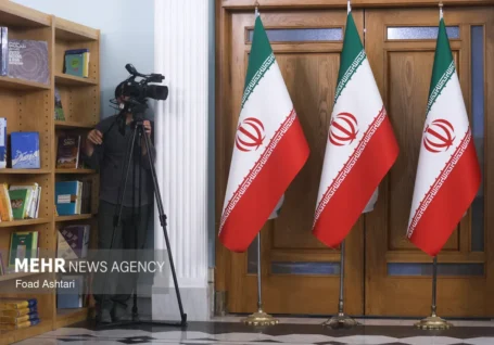معاون وزیر خارجه: در حمله به بالگرد آپاچی آمریکا دخالتی نداشتیم