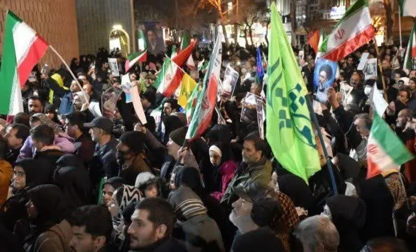 صد و یکمین شب پایداری مردم ولایی شازند در راه وطن
