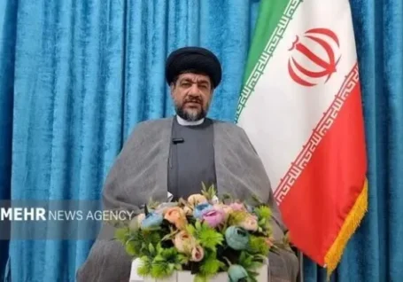 امام جمعه گناوه: روز مباهله نماد پیروزی جبهه حق بر باطل است