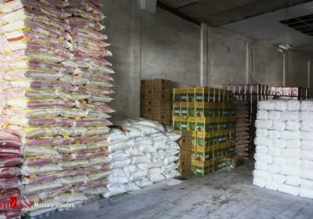 وزیر جهاد کشاورزی: واردات کالاهای اساسی بدون محدودیت انجام می شود