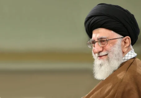 خدمت رسانی ۳هزار عضو هلال احمر در تشییع رهبر شهید در مشهد