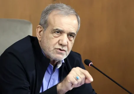 پزشکیان به بررسی نامه باشگاه پرسپولیس درباره سهمیه آسیایی ورود کرد