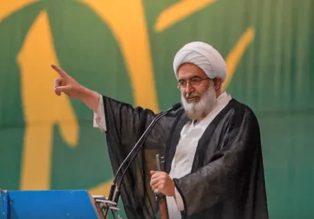 خطیب جمعه تهران: هیمنه روانی دشمن فرو ریخته است