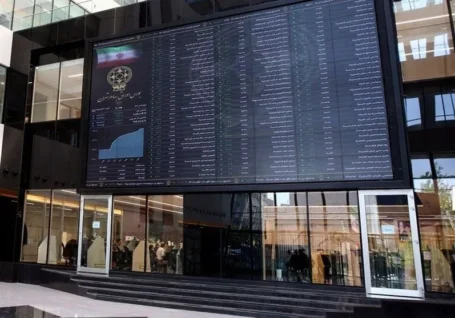 بورس تهران در اوج خوش بینی؛ شاخص کل به کانال ۴.۲ میلیون واحدی صعود کرد