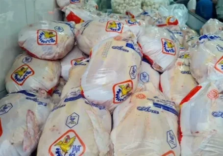 قیمت مرغ درحال اصلاح و کنترل است؛نانوایان نگران جریمه سهمیه آرد نباشند