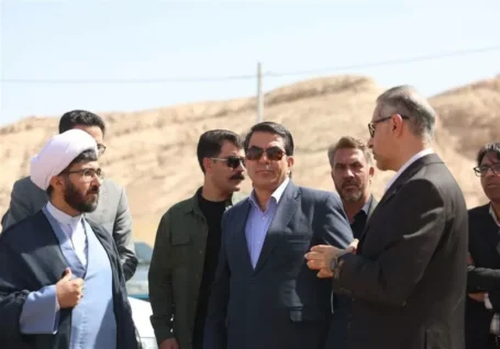 بازدید استاندار کرمان از سایت کوهسار نهضت ملی مسکن